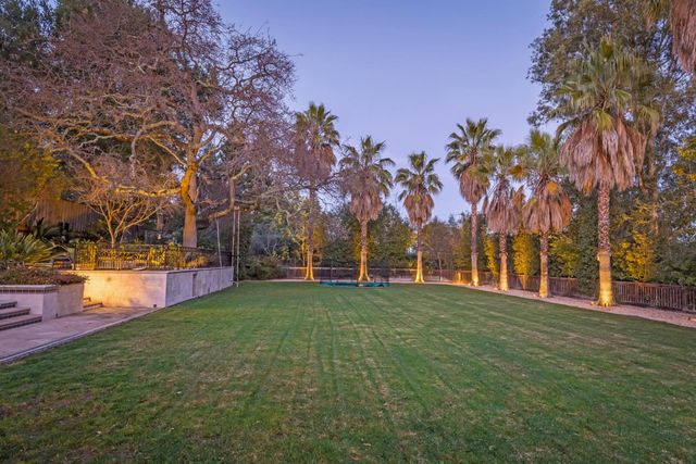 $7,900,000 | 393 Atherton Avenue, Atherton, CA 94027