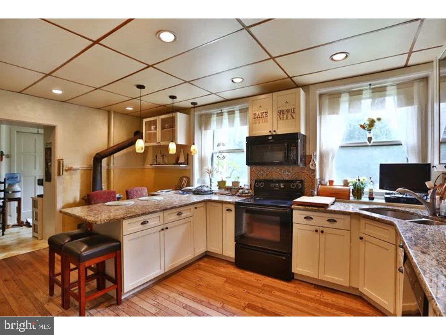 232 Pelham Road Philadelphia, PA 19119 - Photo 12 of 24