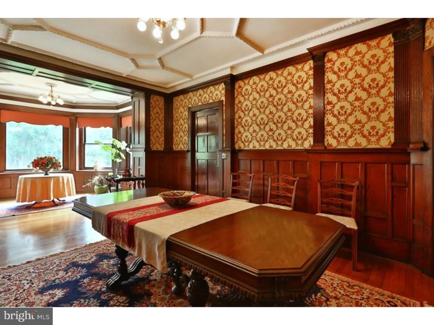 232 Pelham Road Philadelphia, PA 19119 - Photo 9 of 24