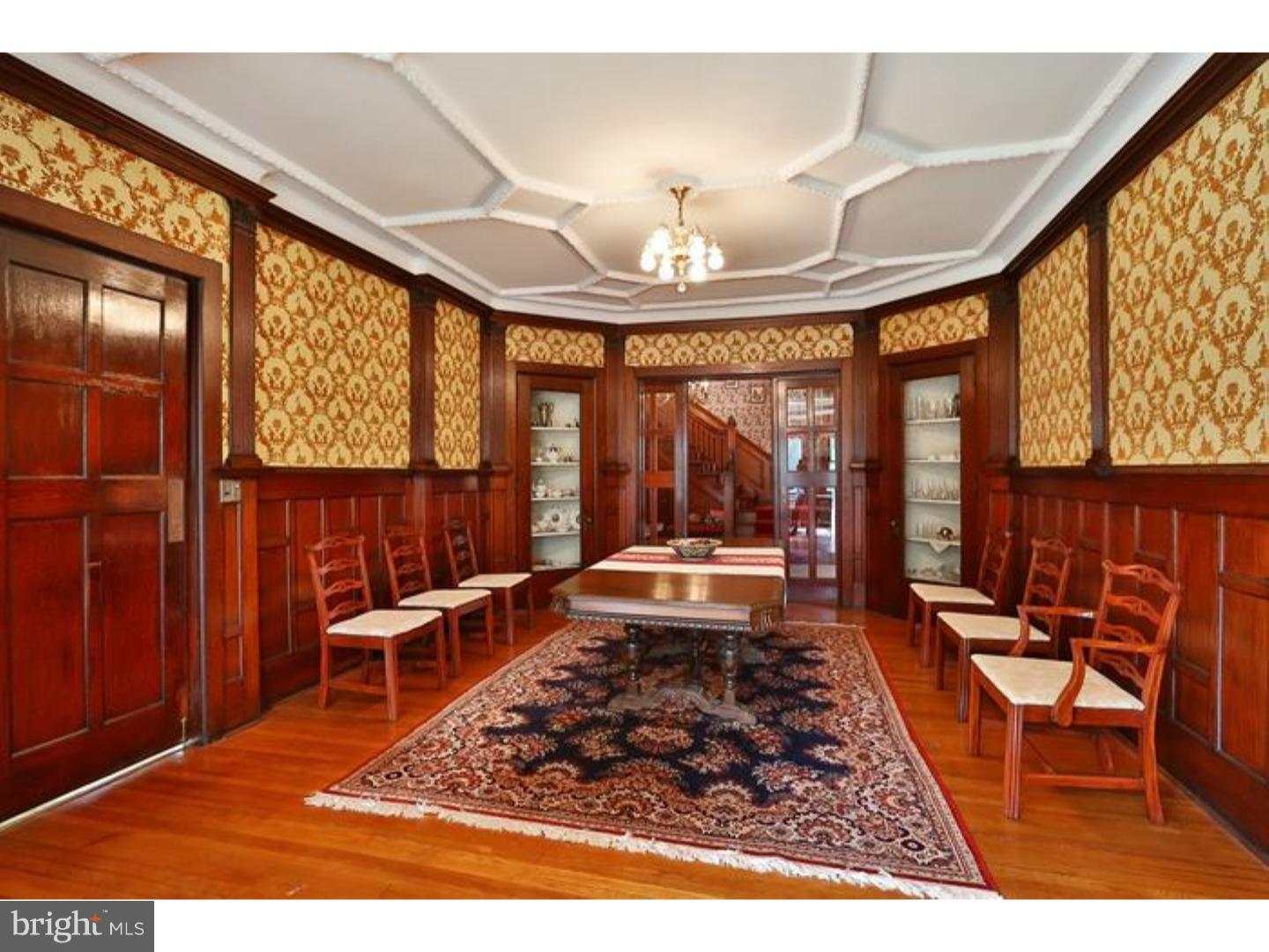 232 Pelham Road Philadelphia, PA 19119 - Photo 10 of 24