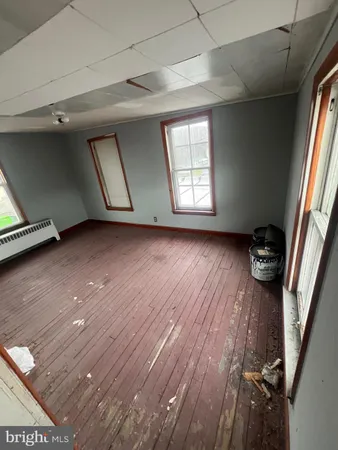 $99,500 | 333 North Vine Street, Mount Carmel, PA 17851
