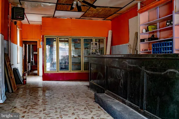 $99,500 | 333 North Vine Street, Mount Carmel, PA 17851