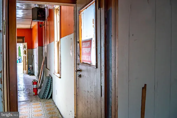 $99,500 | 333 North Vine Street, Mount Carmel, PA 17851