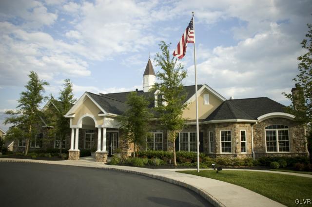 2615 Pioneer Road Bethlehem, PA 18017 - Photo 13 of 14 Gallery Image 13