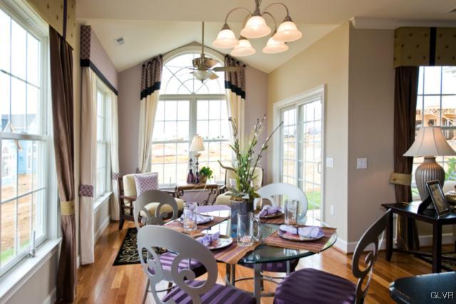 2615 Pioneer Road Bethlehem, PA 18017 - Photo 4 of 14 Gallery Image 4
