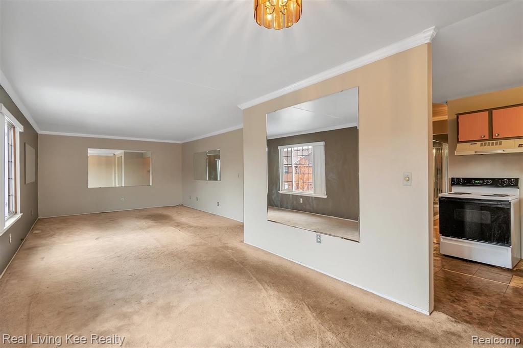 30240 Southfield Road, Unit 261 Southfield, MI 48076 - Photo 7 of 17