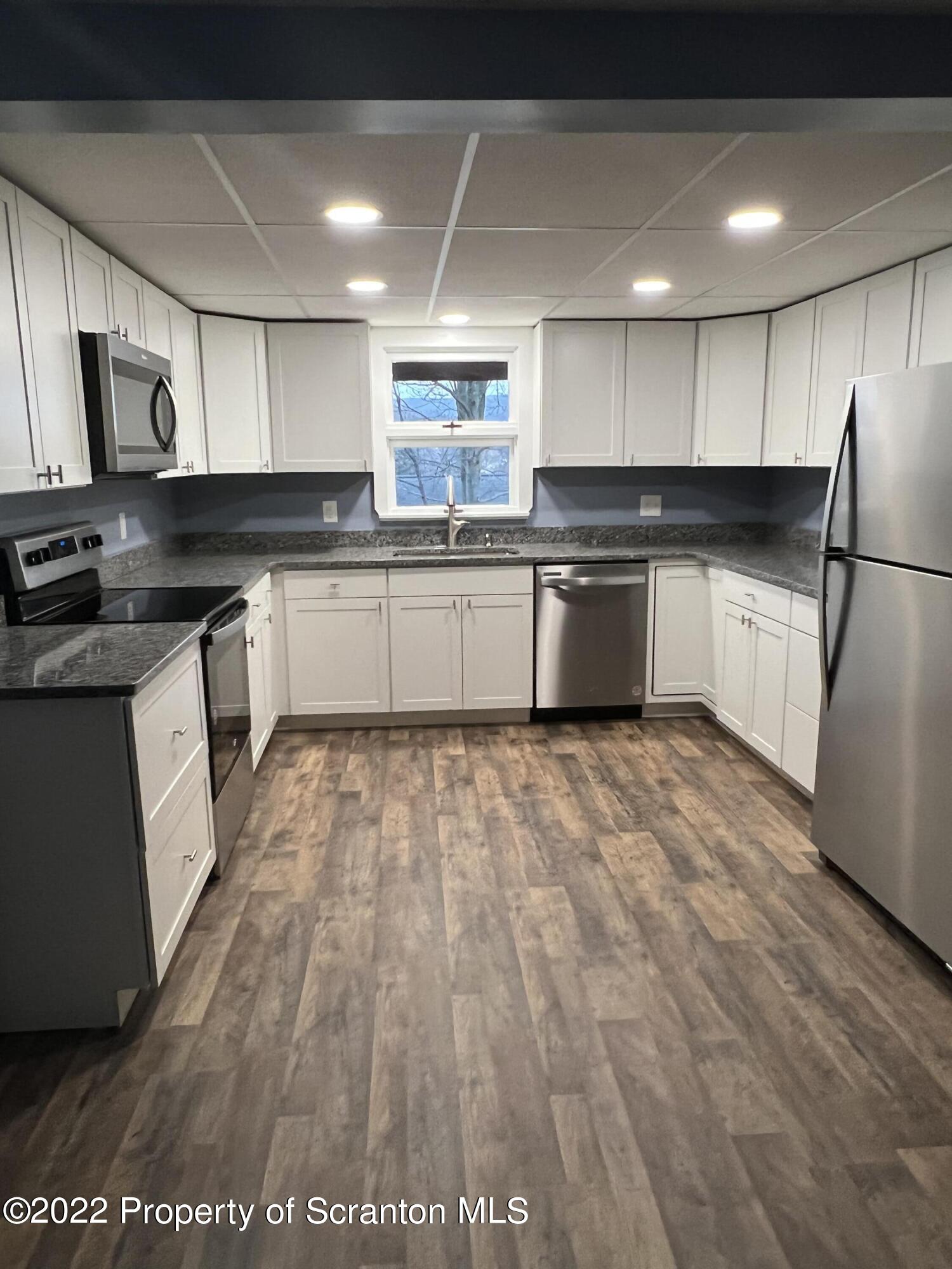 202 Knapp Road Clarks Summit, PA 18411 - Photo 5 of 24 78512408-8E5D-4A4E-A040-821F557BF7CD