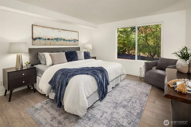 $399,950 | 17417 Ashworth Avenue North, Unit 203, Shoreline, WA 98133