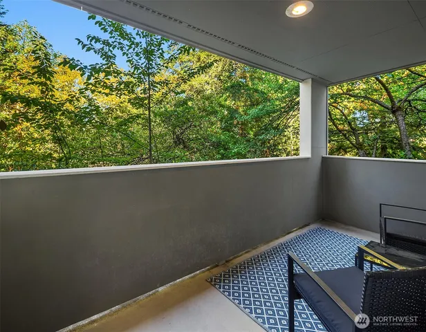 $399,950 | 17417 Ashworth Avenue North, Unit 203, Shoreline, WA 98133