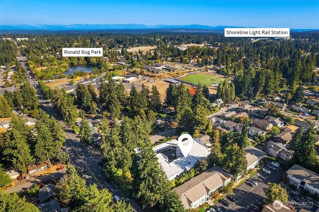 $399,950 | 17417 Ashworth Avenue North, Unit 203, Shoreline, WA 98133