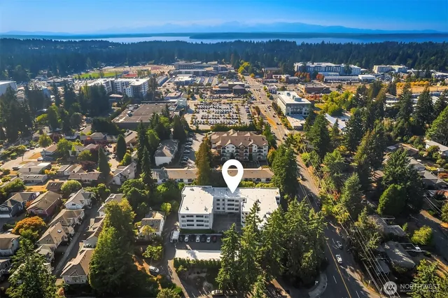 $399,950 | 17417 Ashworth Avenue North, Unit 203, Shoreline, WA 98133