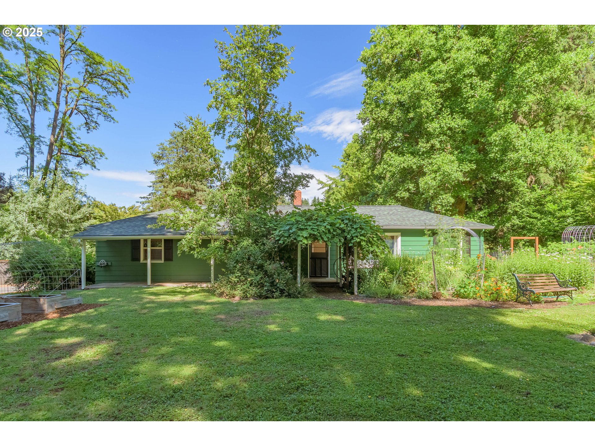 4451 Dillard Road Eugene, OR 97405 - Photo 1 of 48 Gallery Image 1