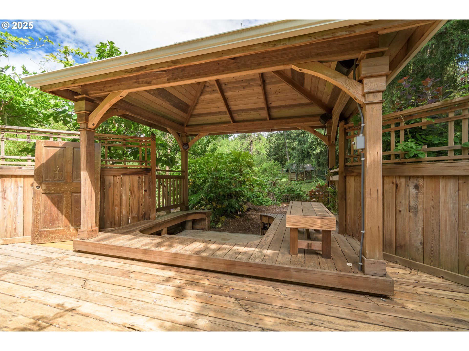 4451 Dillard Road Eugene, OR 97405 - Photo 34 of 48 Gallery Image 34