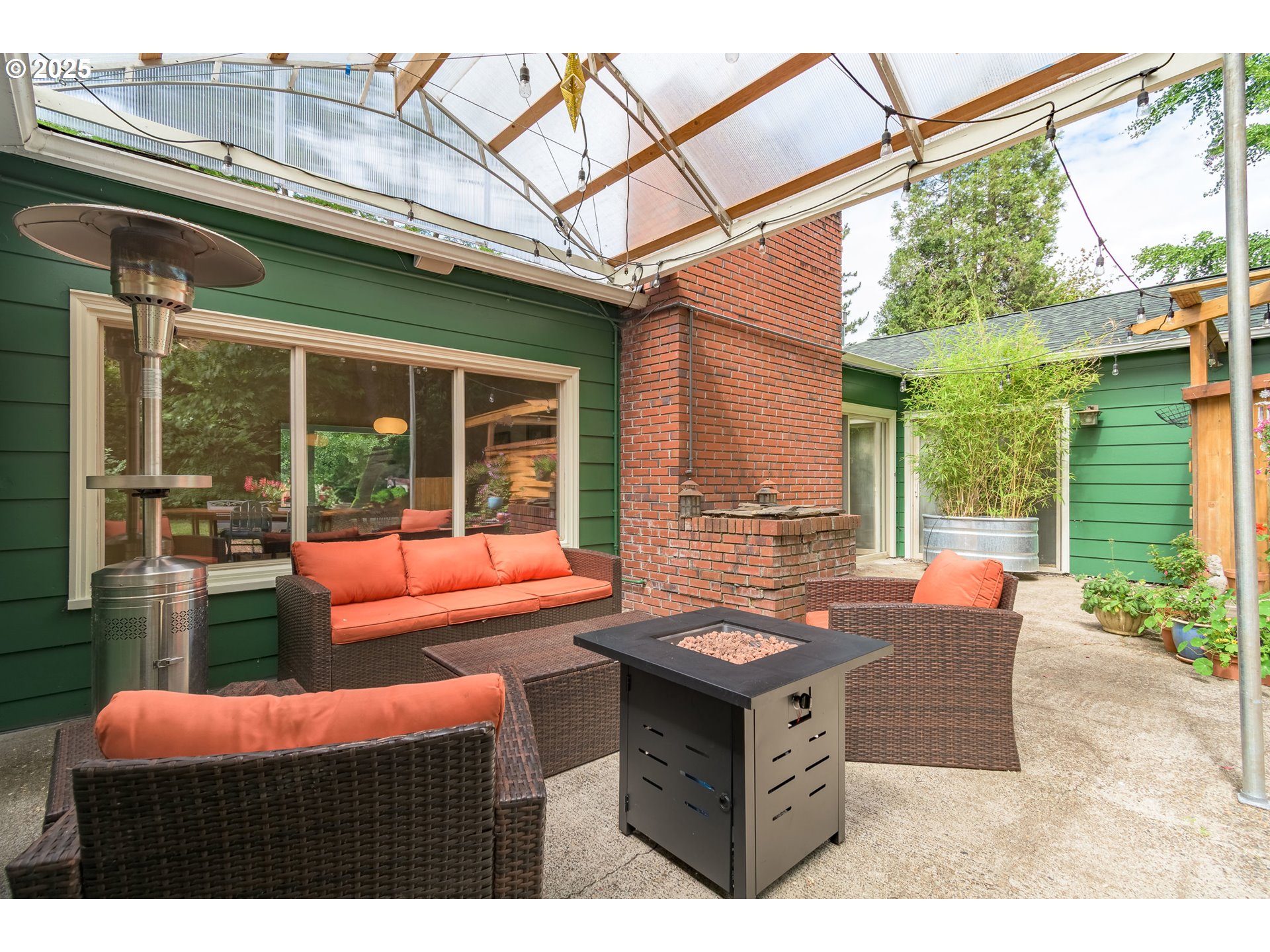 4451 Dillard Road Eugene, OR 97405 - Photo 36 of 48 Gallery Image 36