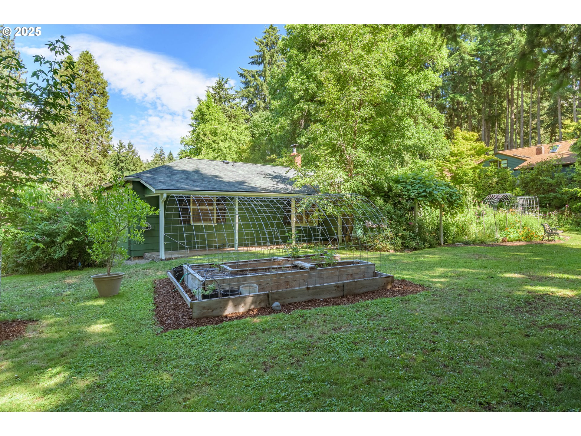 4451 Dillard Road Eugene, OR 97405 - Photo 44 of 48 Gallery Image 44