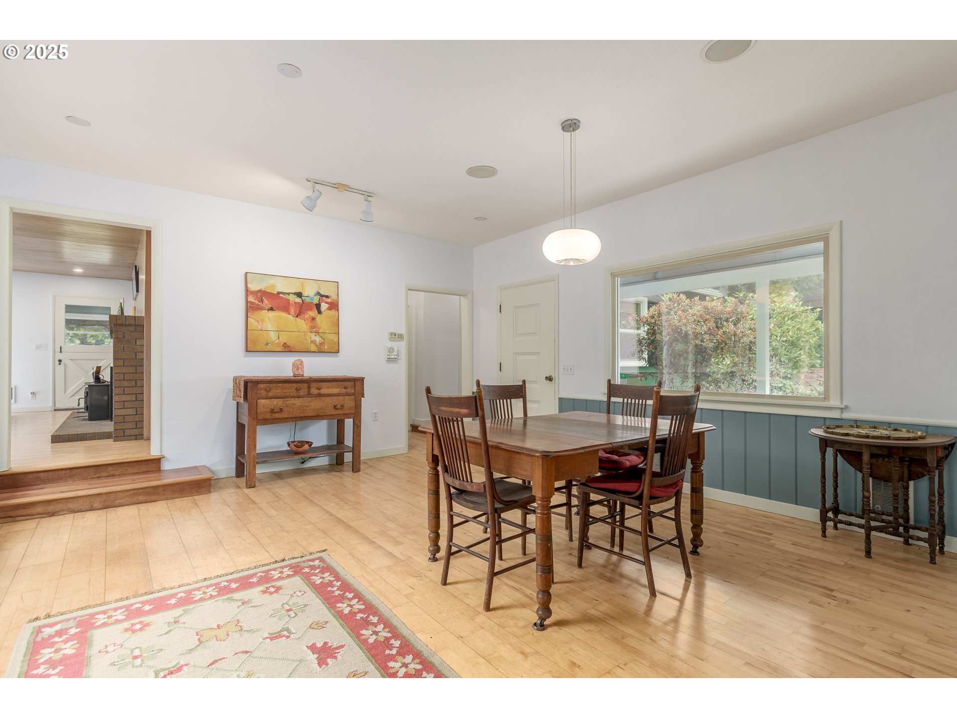 4451 Dillard Road Eugene, OR 97405 - Photo 7 of 48 Gallery Image 7