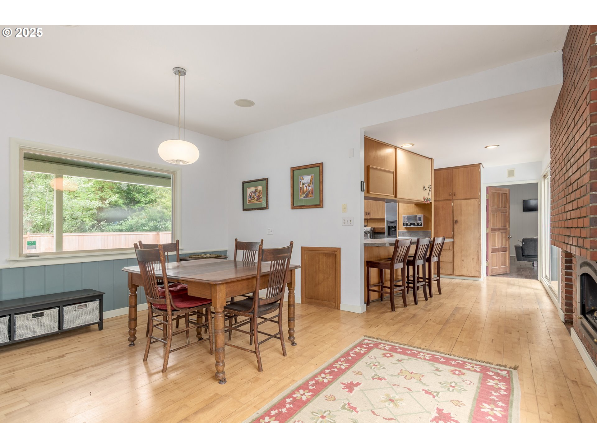 4451 Dillard Road Eugene, OR 97405 - Photo 9 of 48 Gallery Image 9