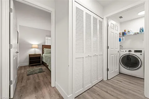 $259,900 | 11921 Seabreeze Cove Lane, Unit 210, Fort Myers, FL 33908