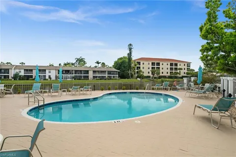 $259,900 | 11921 Seabreeze Cove Lane, Unit 210, Fort Myers, FL 33908