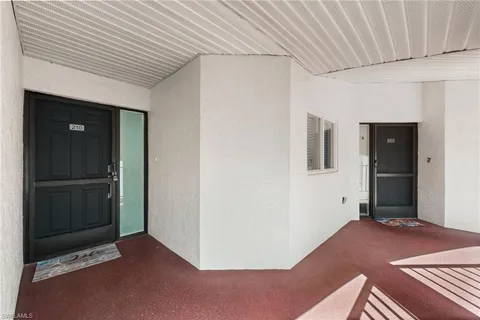 $259,900 | 11921 Seabreeze Cove Lane, Unit 210, Fort Myers, FL 33908