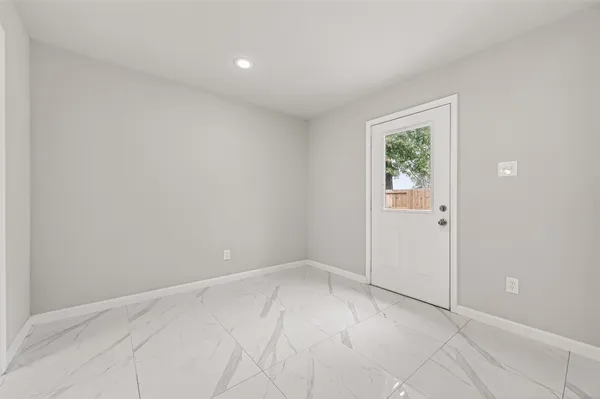 $3,195 | 7739 Antoine Drive, Houston, TX 77088