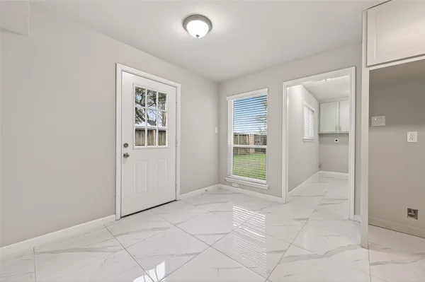 $3,195 | 7739 Antoine Drive, Houston, TX 77088