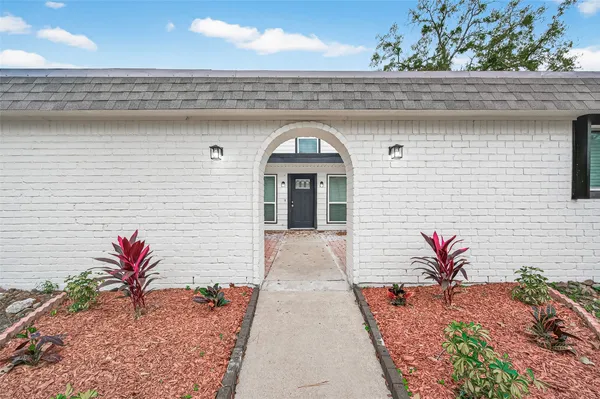 $3,195 | 7739 Antoine Drive, Houston, TX 77088