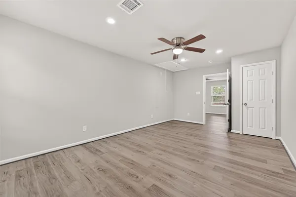 $3,195 | 7739 Antoine Drive, Houston, TX 77088