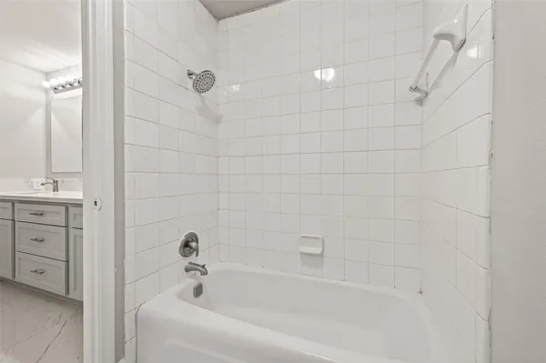 $3,195 | 7739 Antoine Drive, Houston, TX 77088