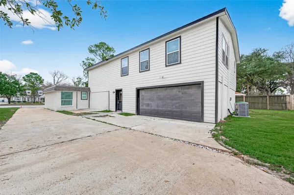 $3,195 | 7739 Antoine Drive, Houston, TX 77088