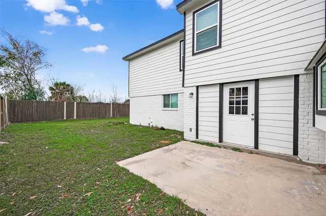 $3,195 | 7739 Antoine Drive, Houston, TX 77088