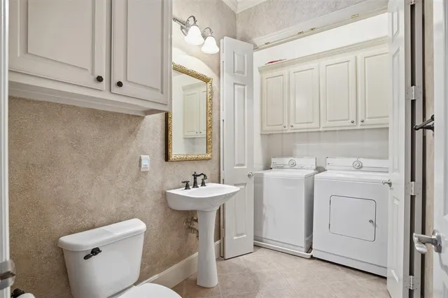 $625,000 | 3732 Clarke Avenue, Fort Worth, TX 76107