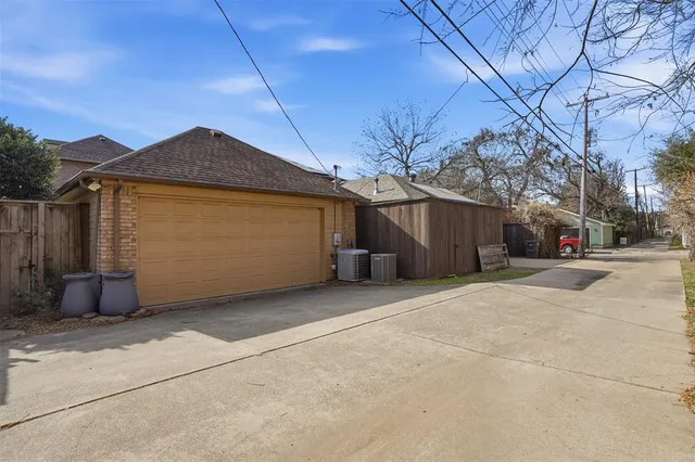 $625,000 | 3732 Clarke Avenue, Fort Worth, TX 76107