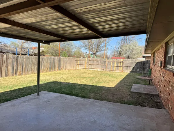 $1,450 | 5422 33rd Street, Lubbock, TX 79407