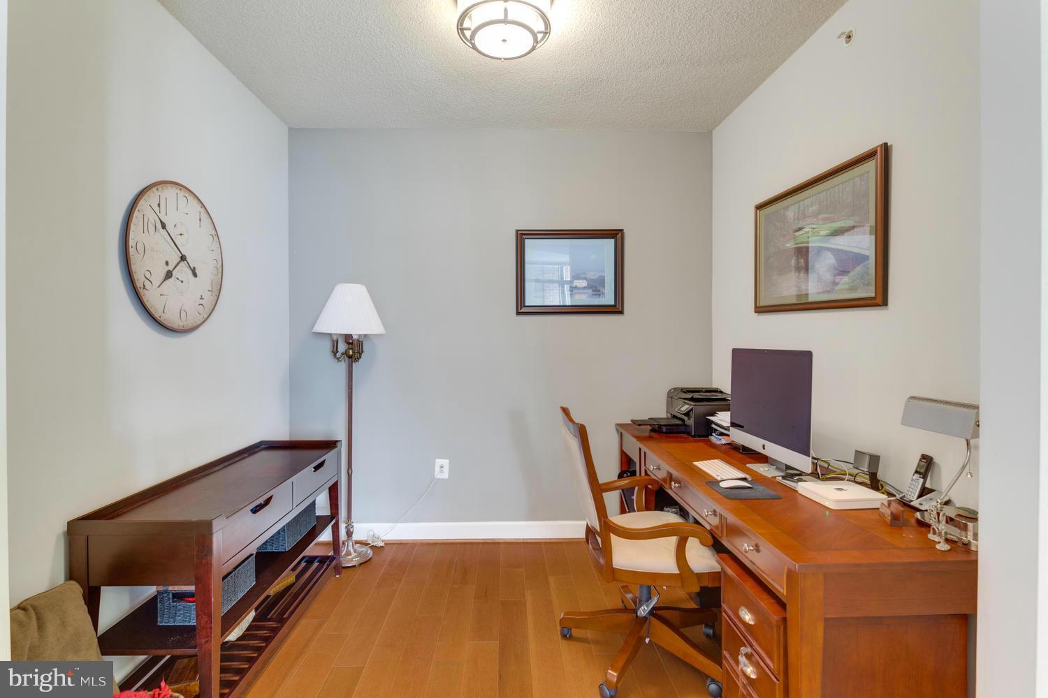 3650 South Glebe Road, Unit 462 Arlington, VA 22202 - Photo 15 of 29 Interior (General)