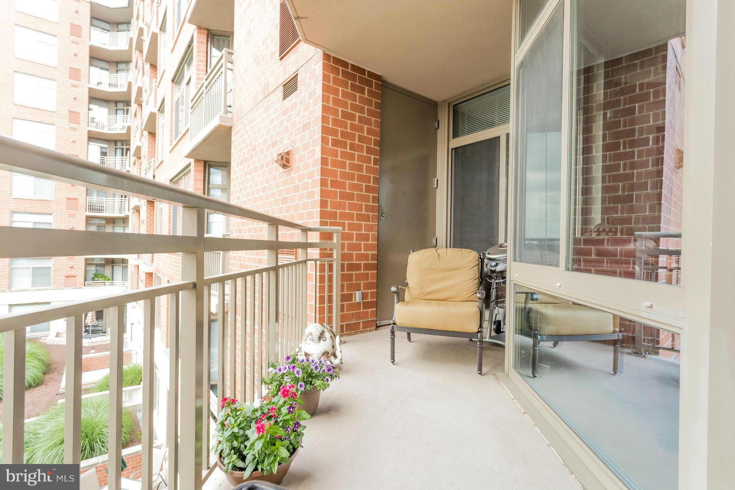 3650 South Glebe Road, Unit 462 Arlington, VA 22202 - Photo 21 of 29 Exterior (General)