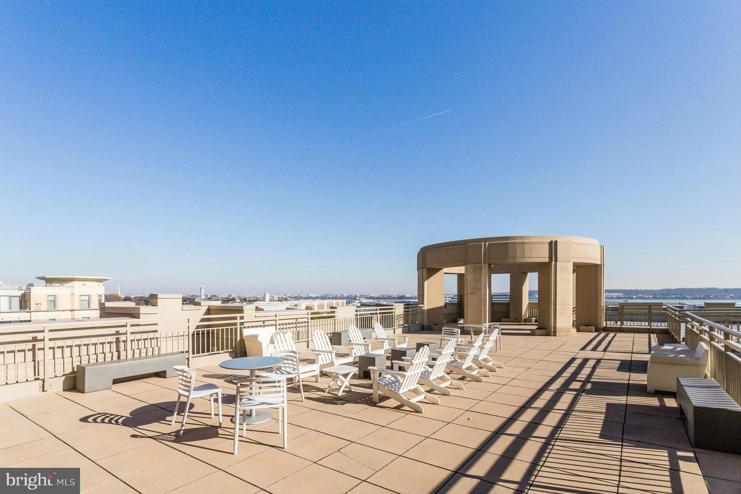 3650 South Glebe Road, Unit 462 Arlington, VA 22202 - Photo 28 of 29 Exterior (General)