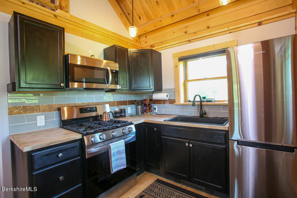 1 Olson Road Florida, MA 01247 - Photo 5 of 18 1-580A0111