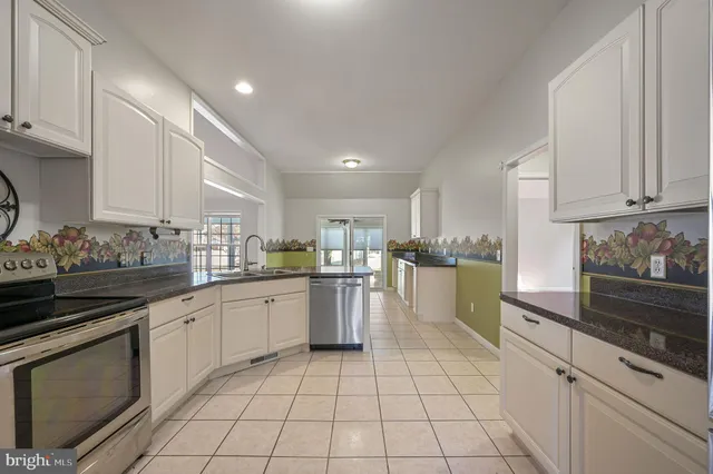 $545,000 | 457 Orchard Grove Way, Camden Wyoming, DE 19934