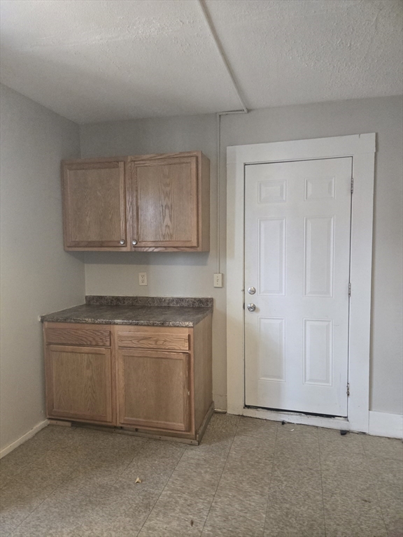 529 Union Street, Unit 1L Springfield, MA 01109 - Photo 10 of 11