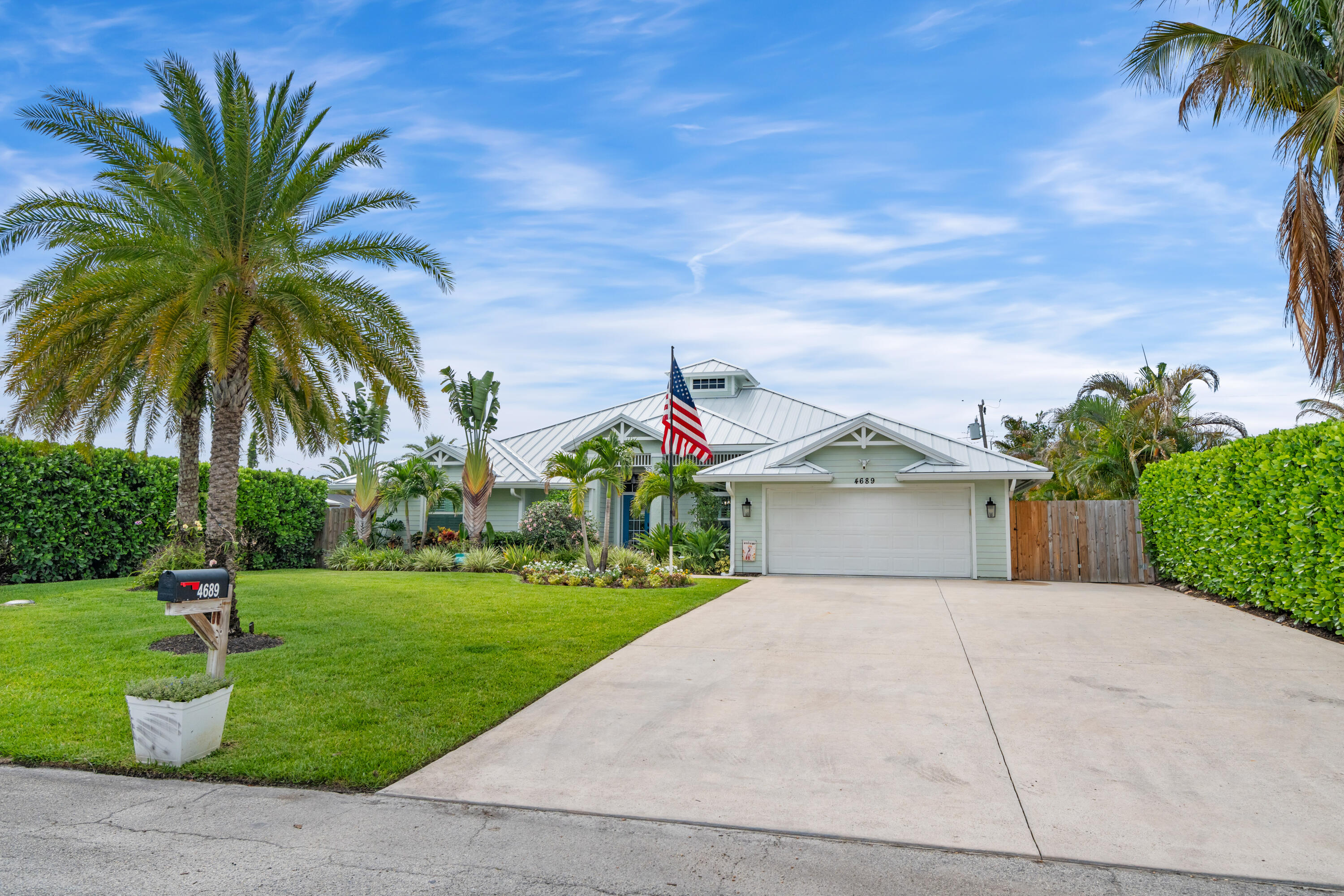 4689 Southeast Glen Ridge Trail Stuart, FL 34997 - Photo 5 of 62 DSC00832