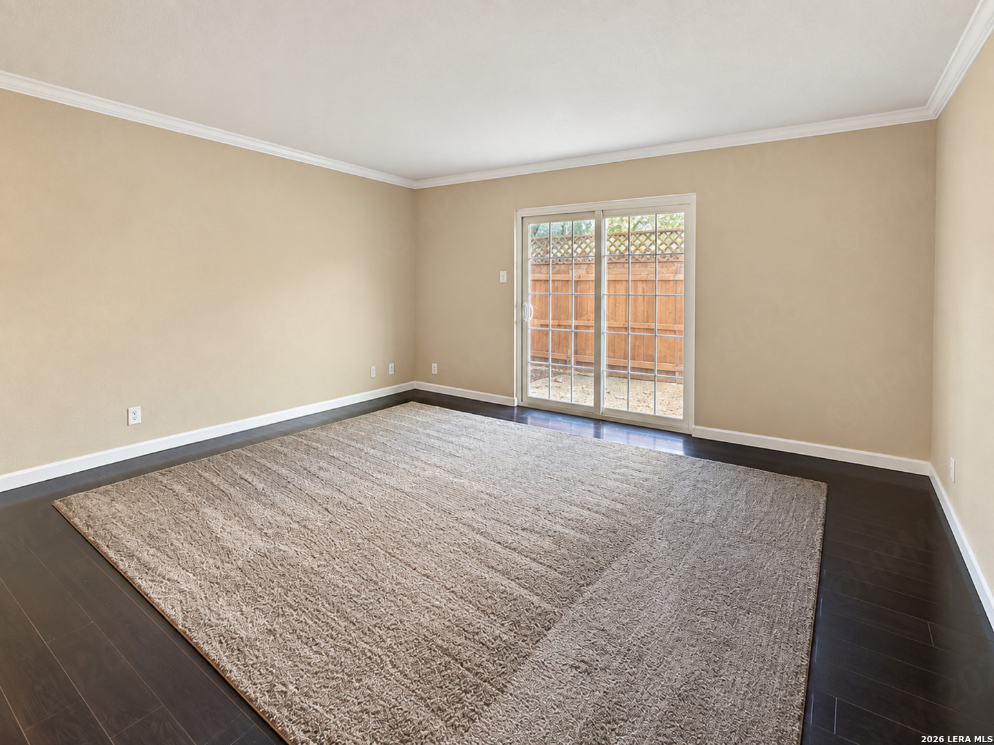 6718 Callaghan Road, Unit 301 San Antonio, TX 78229 - Photo 6 of 11 Gallery Image 6