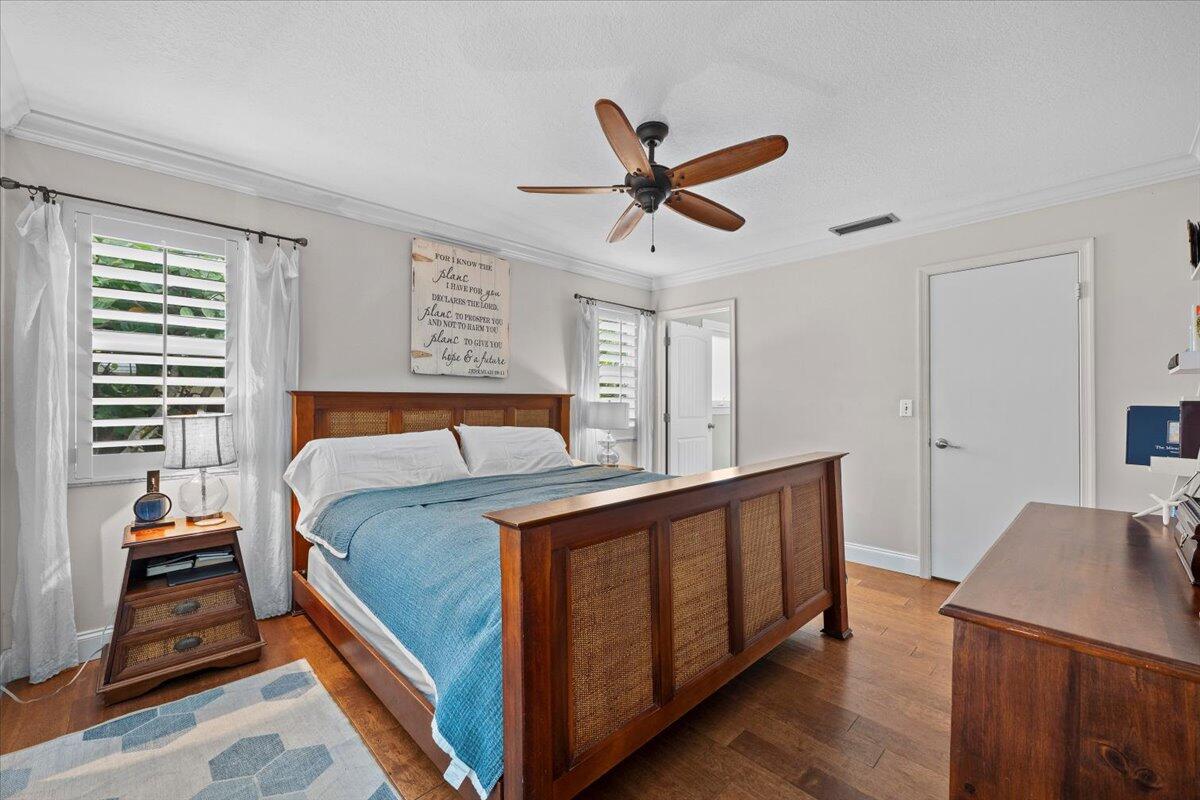 443 Beacon Street Tequesta, FL 33469 - Photo 13 of 31 443 Beacon Street