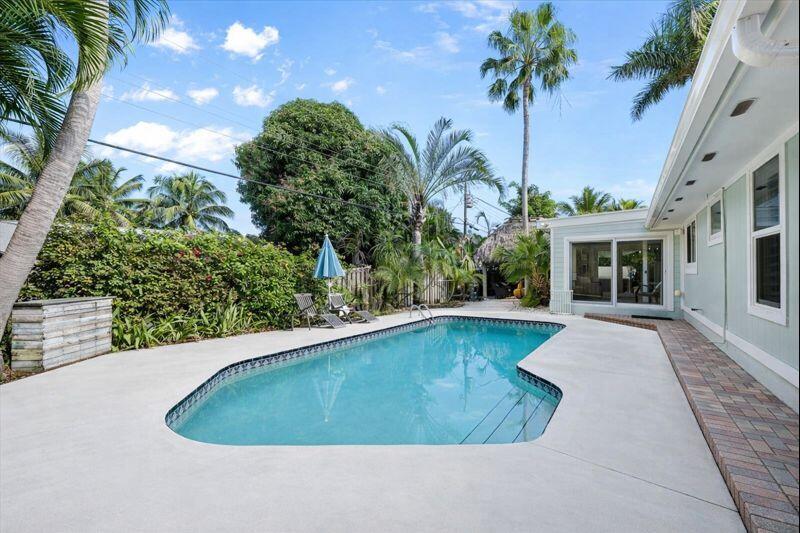 443 Beacon Street Tequesta, FL 33469 - Photo 20 of 31 443 Beacon Street