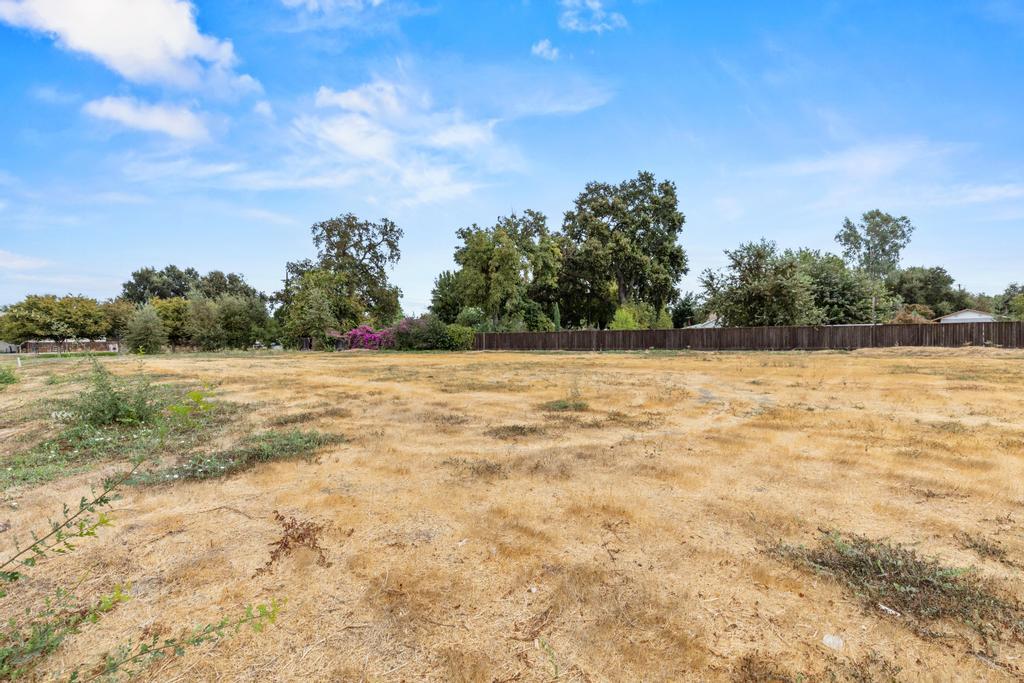 9675 Reed Street Knights Landing, CA 95776 - Photo 3 of 12