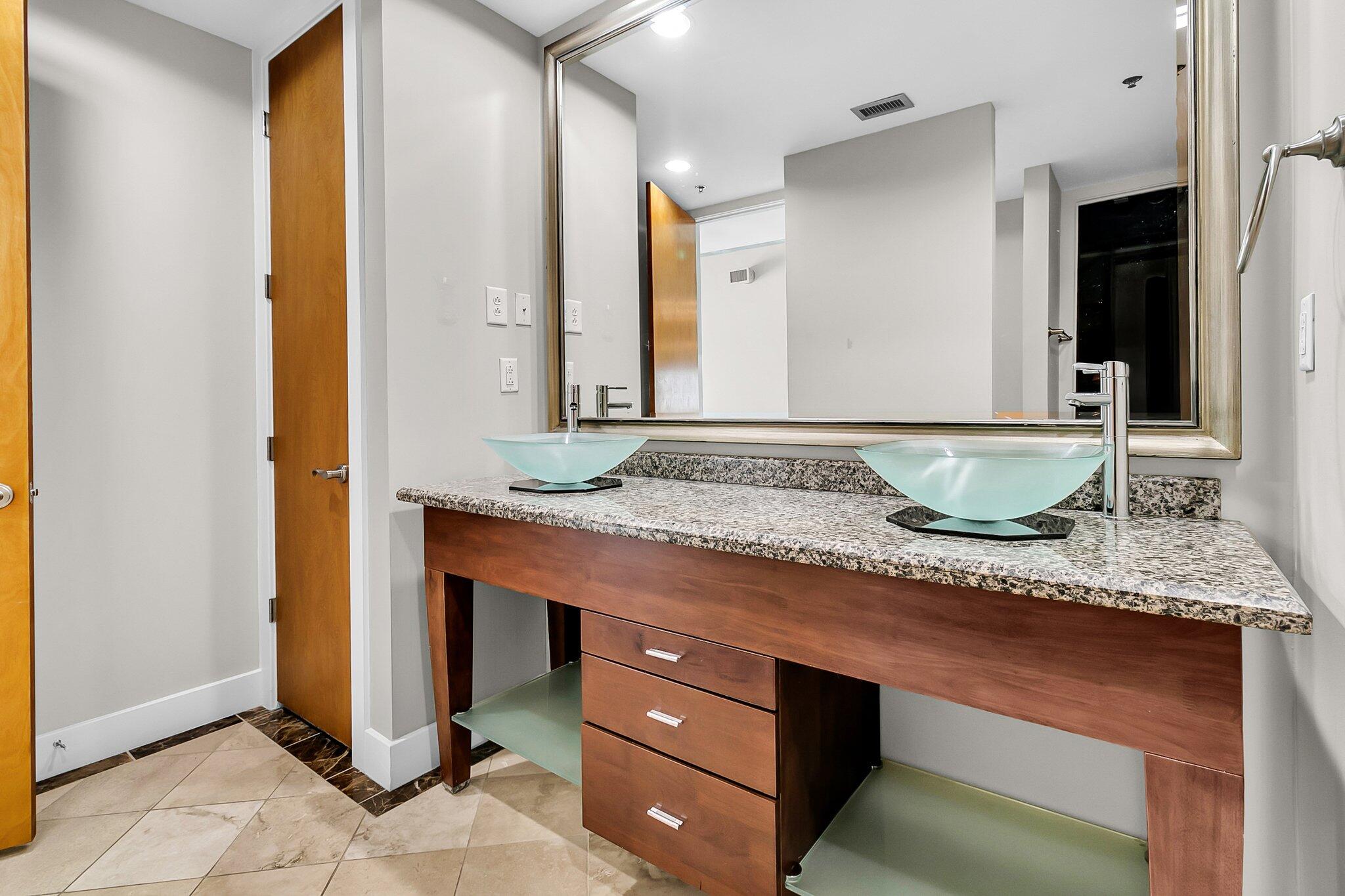 150 Bee Street, Unit 415 Charleston, SC 29425 - Photo 30 of 36 CREM - 150 Bee St APT 415-42