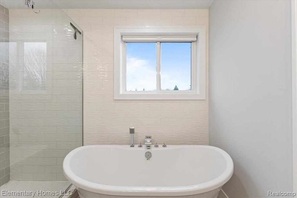 4003 Elmhurst Road Waterford, MI 48328 - Photo 20 of 28