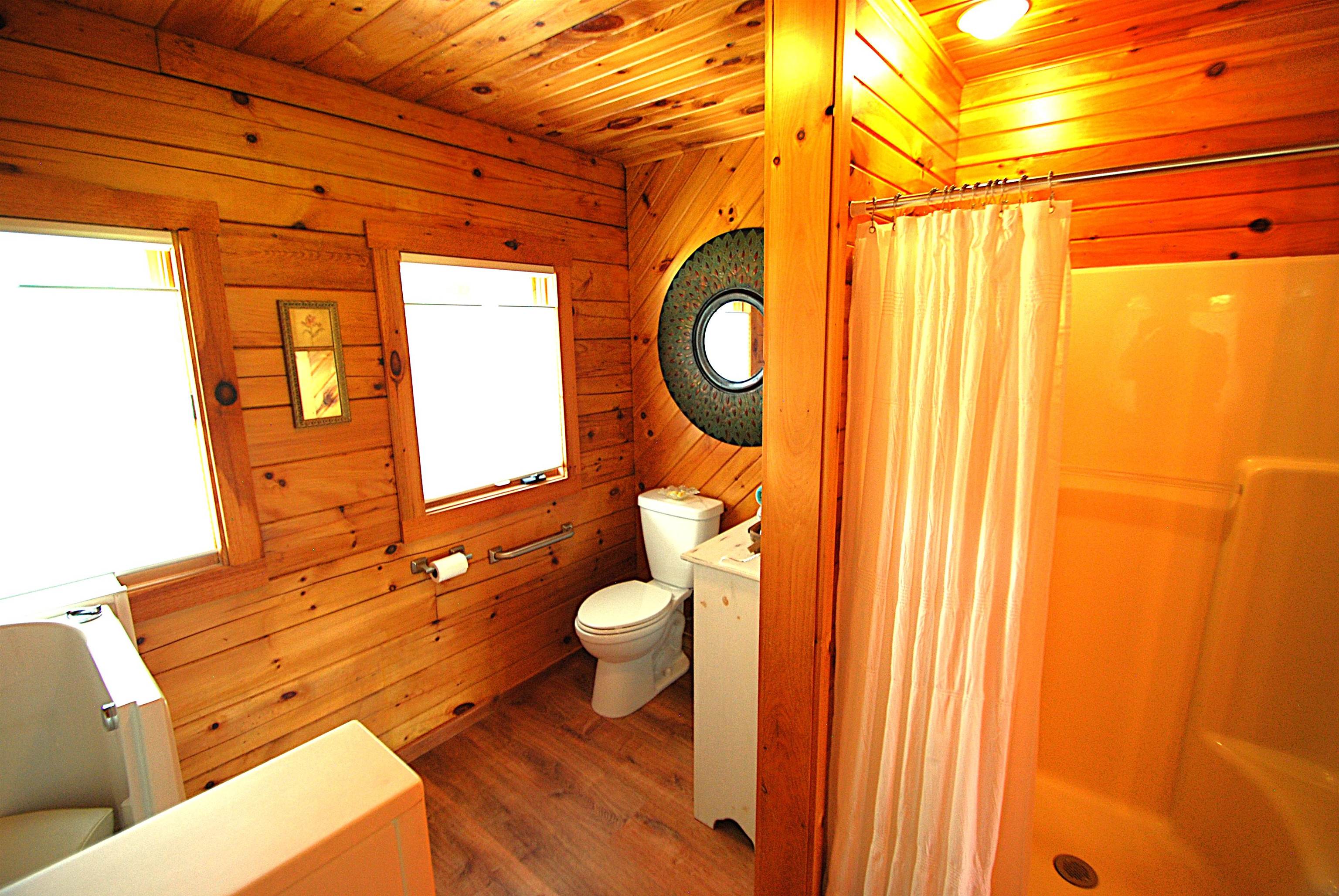 5592 Linksview Way Gladwin, MI 48624 - Photo 33 of 87 1947550-76303d39-f04c-40e2-a074-8fde6156dcef.JPG