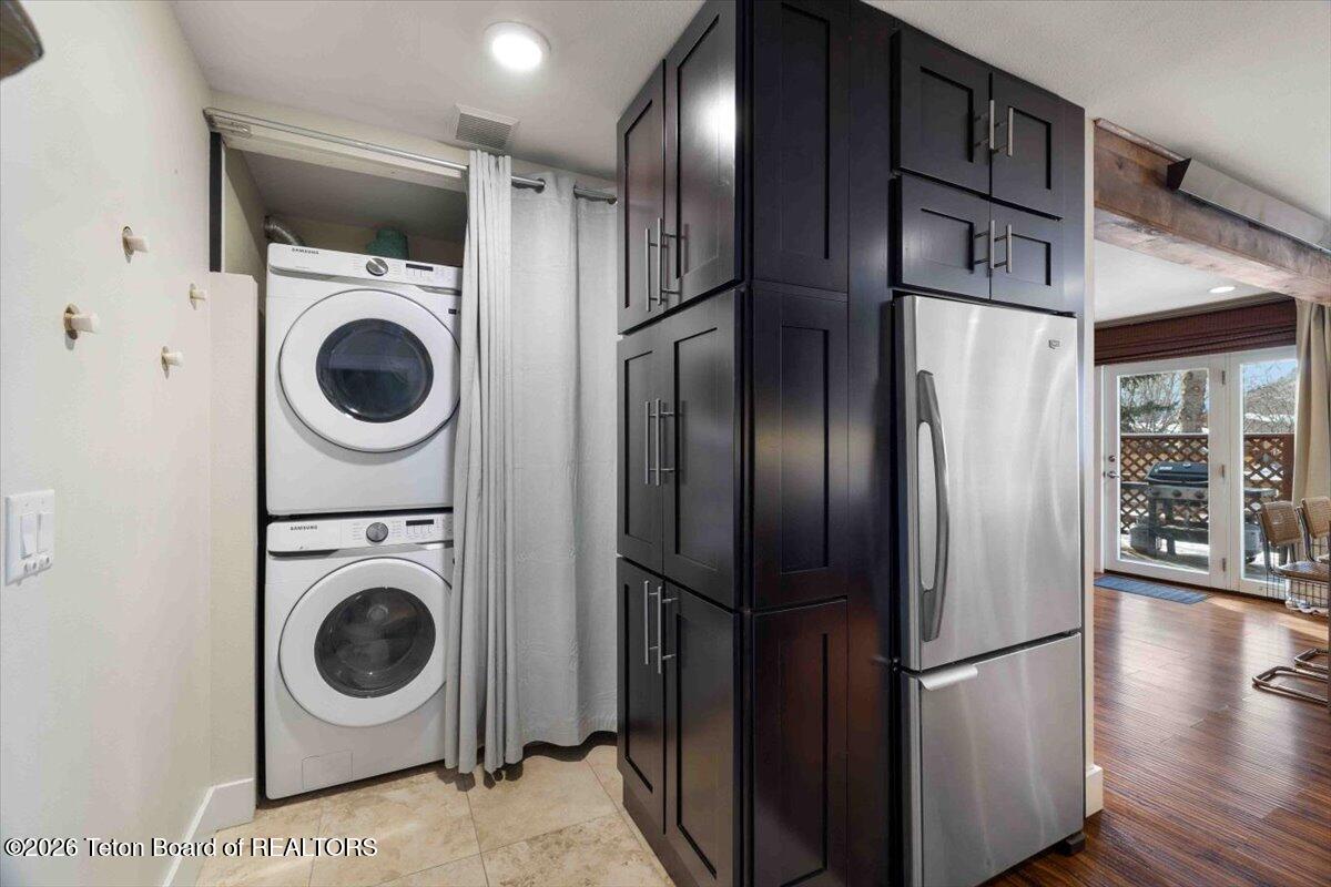 804 Powderhorn Lane, Unit C Jackson, WY 83001 - Photo 7 of 20 Mud Room and Pantry