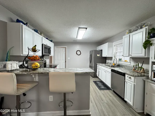 $329,900 | 117 Sidney Lane, Jacksonville, NC 28540